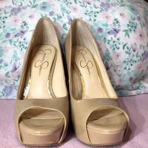 Jessica Simpson wedges size 7